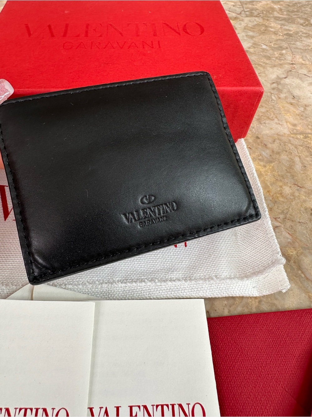 Card holder - Picture 2 of 3